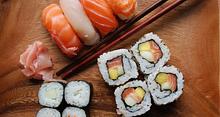 Sashimi Sushi Roll
